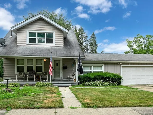 1266 Pitkin Ave, Akron, OH 44310