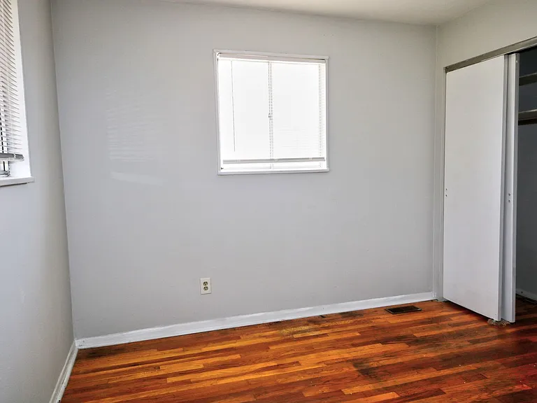 105 Clearview Dr — Photo 9
