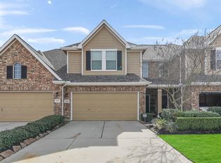 8421 Sunset Loch Dr, Spring, TX 77379