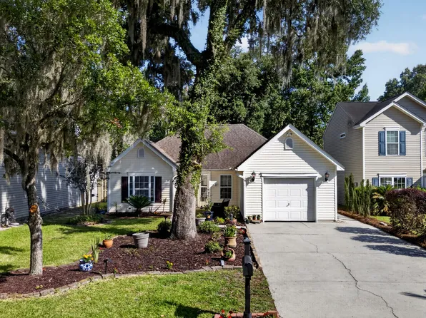 213 Moon Shadow Ln, Summerville, SC 29485