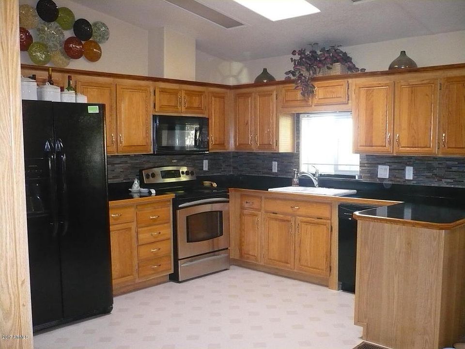 1st image of 15620 N 17th Ave