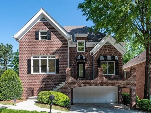 1154 Fairway Gdns, Atlanta, GA 30319