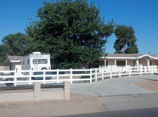 13733 Jicarilla Rd, Apple Valley, CA 92307