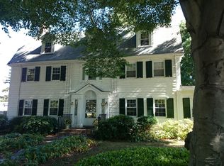 108 Stratford St, West Roxbury, MA 02132