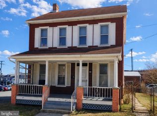 33 George St, Hanover, PA 17331