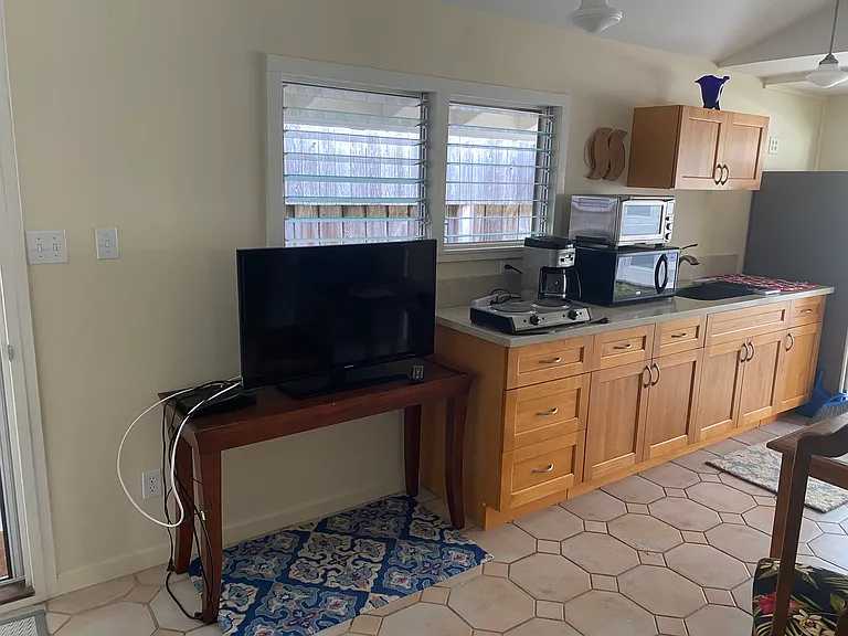 N Kainalu Dr — Photo 18
