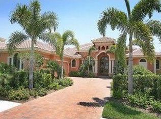 11868 Hedgestone Ct, Naples, FL 34120