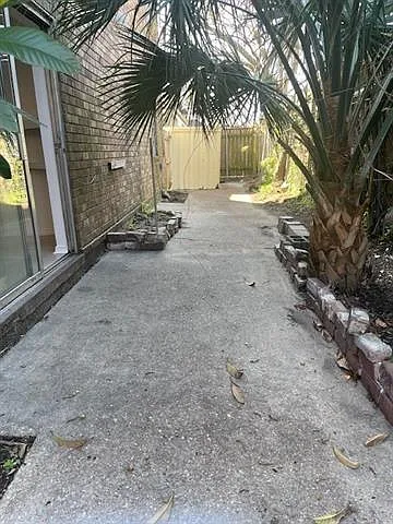 4434 Herrmann St — Photo 12