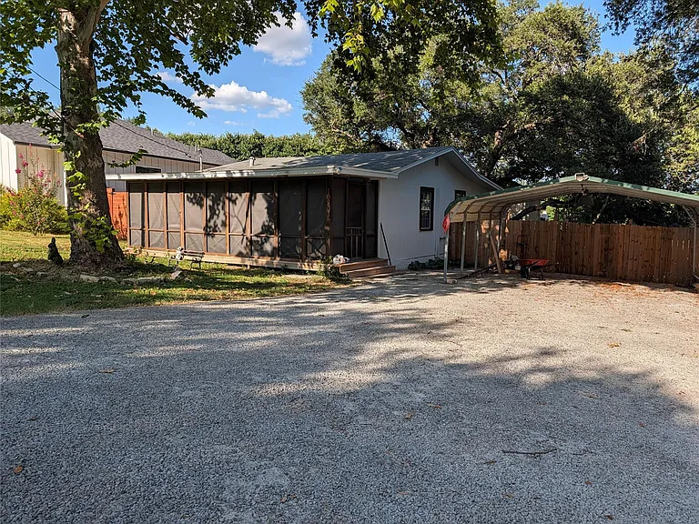 10801 W Lakeview Dr — Photo 5