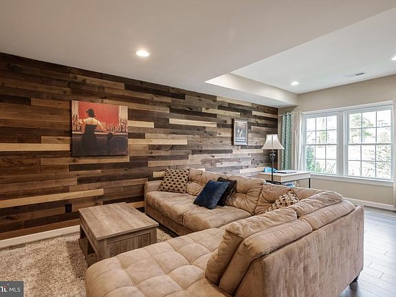 4th image of 13730 Senea Dr
