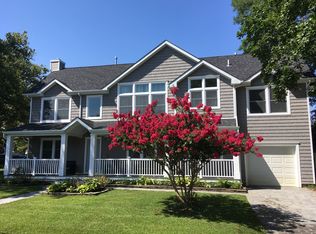 1567 Oxford Rd, Wantagh, NY 11793