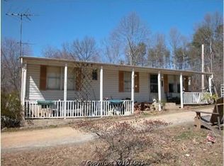 2405 Mountain View Rd, Stafford, VA 22556