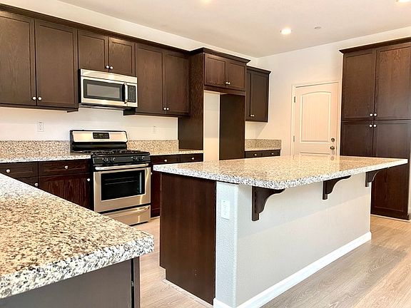 3rd image of 5361 Sable Wood Ln