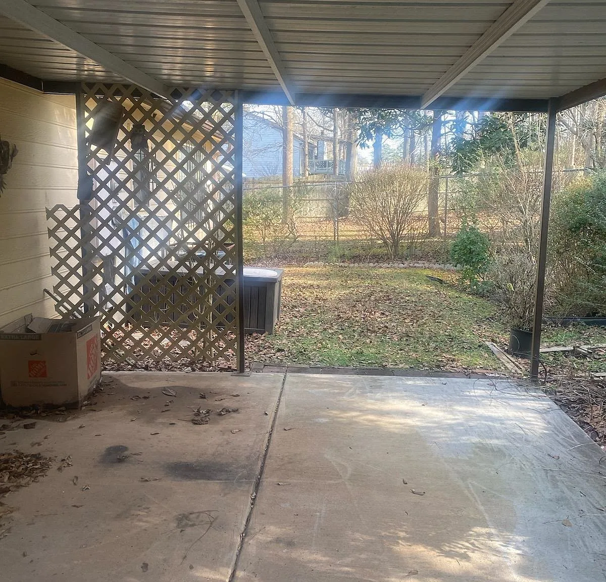 3 bed, 1.5 bath, 2016 sqft, $1,700 — Photo 2