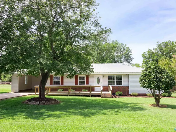 800 Woodall St, Albertville, AL 35951
