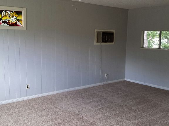 2nd Living Room