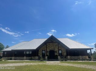 374 Pittman Rd, Ellisville, MS 39437