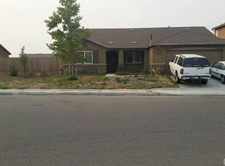 5878 E Platt Ave, Fresno, CA