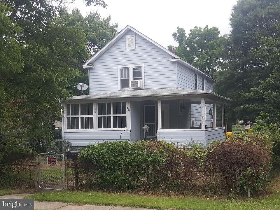 1st image of 114 1st Ave SW