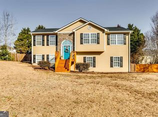6282 Fairoaks Pl, Douglasville, GA