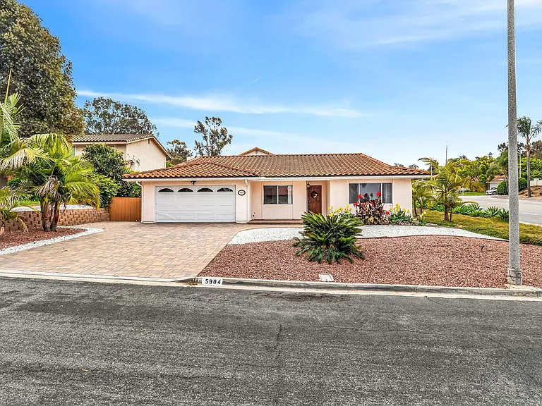 5904 Snaffle Bit Pl — Photo 1
