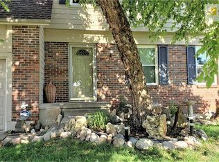 11617 Riley St, Overland Park, KS 66210