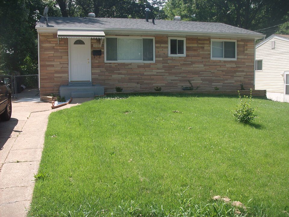 1st image of 3031 W Tennyson Ave