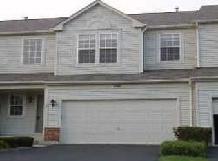 3017 Peachtree Cir, Aurora, IL 60502