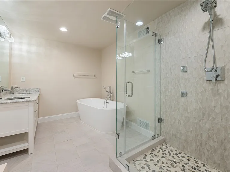 9036 Jeffery Rd — Photo 49