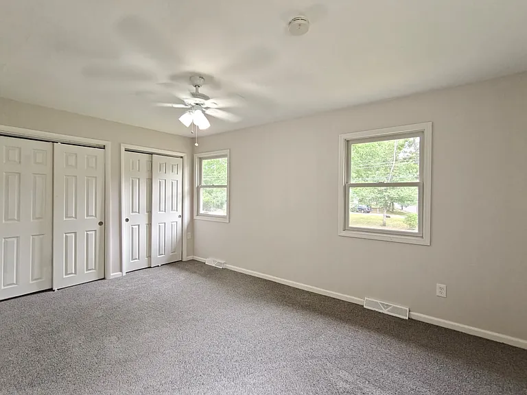 252 Terry Ln — Photo 16