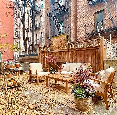 366 W 52nd St Photo 1