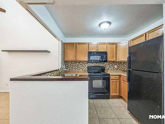 3rd image of 1025 E Highland Ave Unit 15