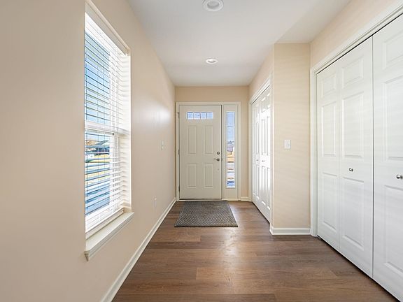 2nd image of 882 Fuller Ln