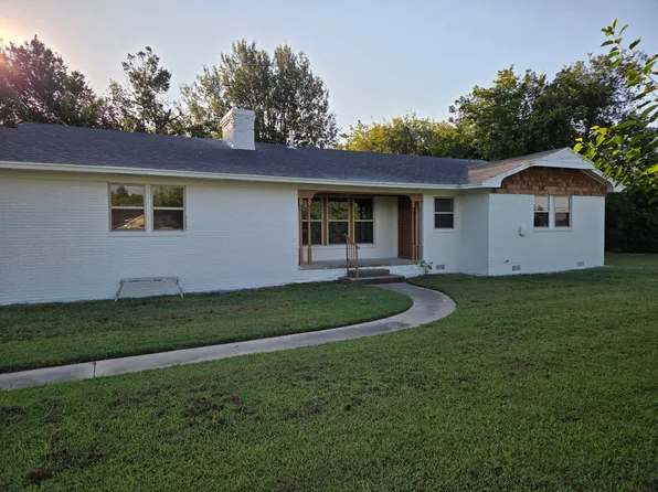 505 S Rangeline St, Tecumseh, OK 74873