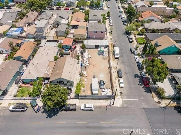 1403 E 42Nd Street, Los Angeles, CA 90011