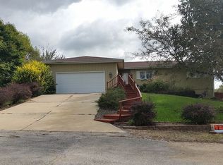 204 S Topeka Ave, Holton, KS 66436