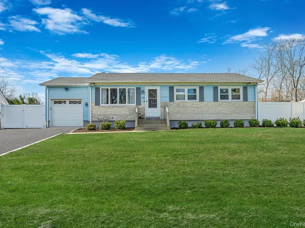 24 Brandywine Drive, Mastic, NY 11950