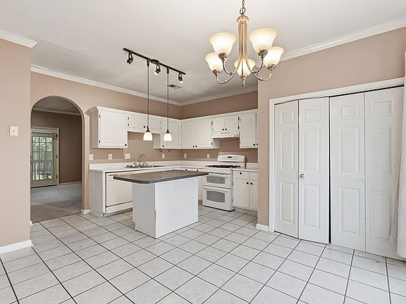4th image of 112 Sommersby Dr