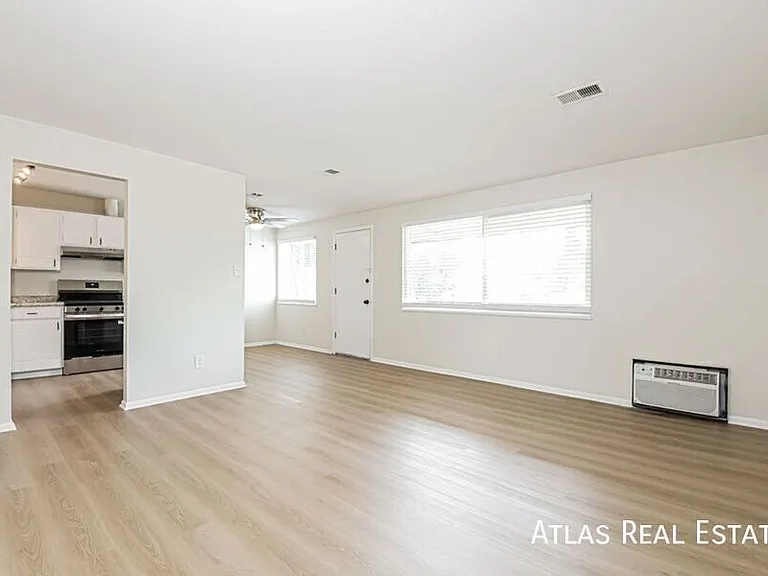 9411 W 65th Ave — Photo 3