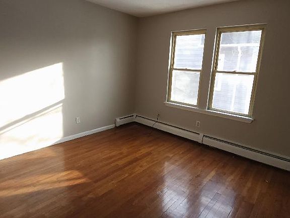 5th image of 143 Enfield St #C3
