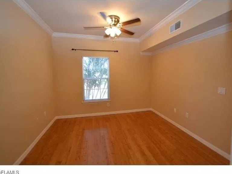 23660 Walden Center Dr #207 — Photo 7