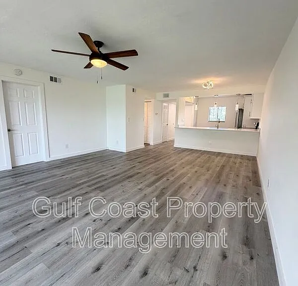 16150 Bay Pointe Blvd #107 — Photo 12