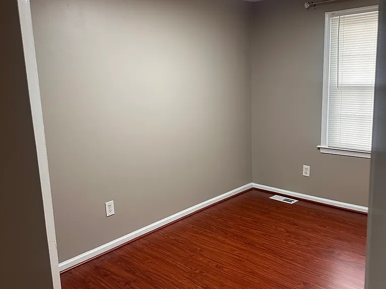 5435 King Arthur Cir — Photo 11