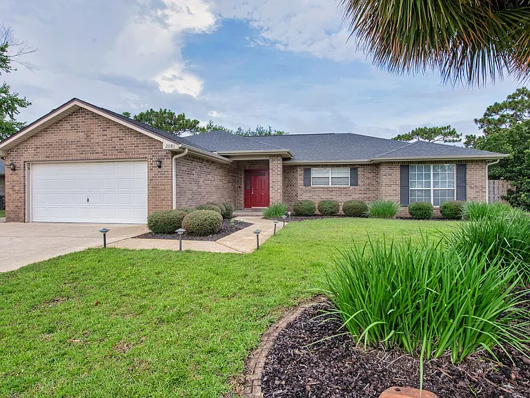 2081 Seagrape Dr — Photo 4