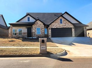 11624 NW 103rd St, Yukon, OK 73099