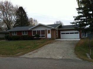 1711 N Trail Rd, Albert Lea, MN 56007