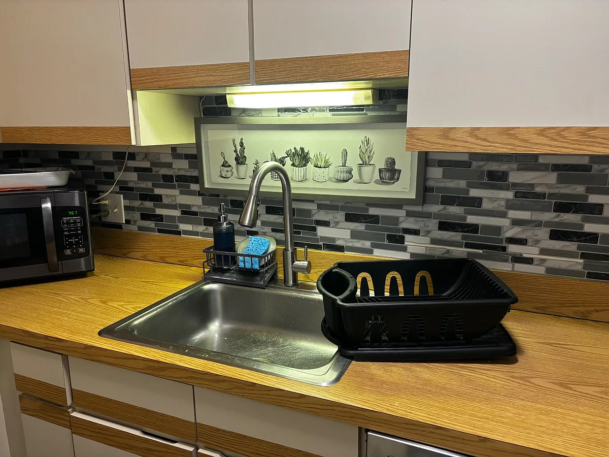 Building Photo - 24 Kenmar Dr #236