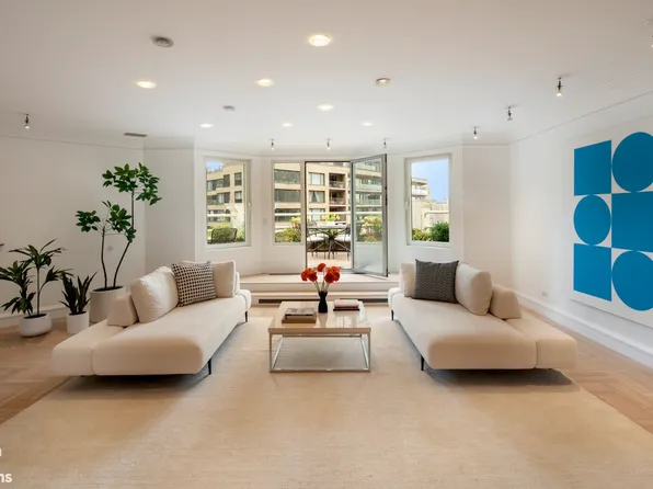 180 West 58th Street PHC image 2 of 15