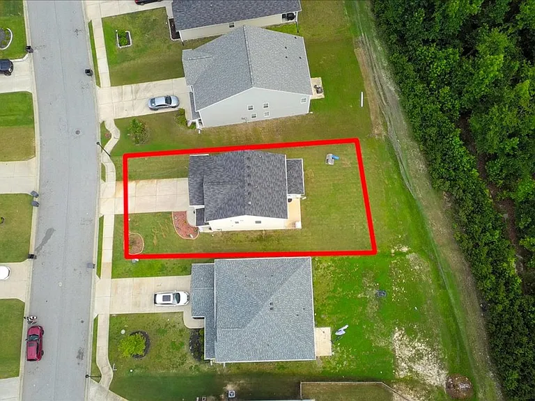 1127 Sims Dr — Photo 35