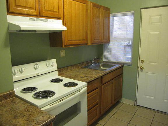 2nd image of 7811 Sailor Pl #1